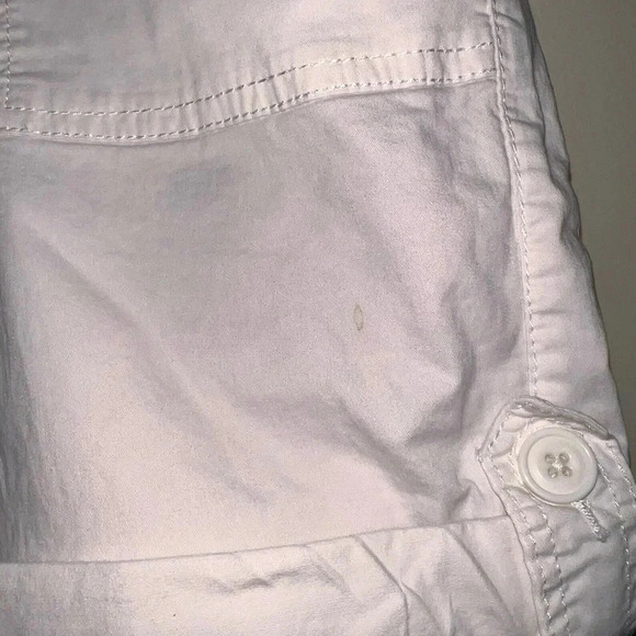 Intro Cuffed Shorts - Picture 2 of 5